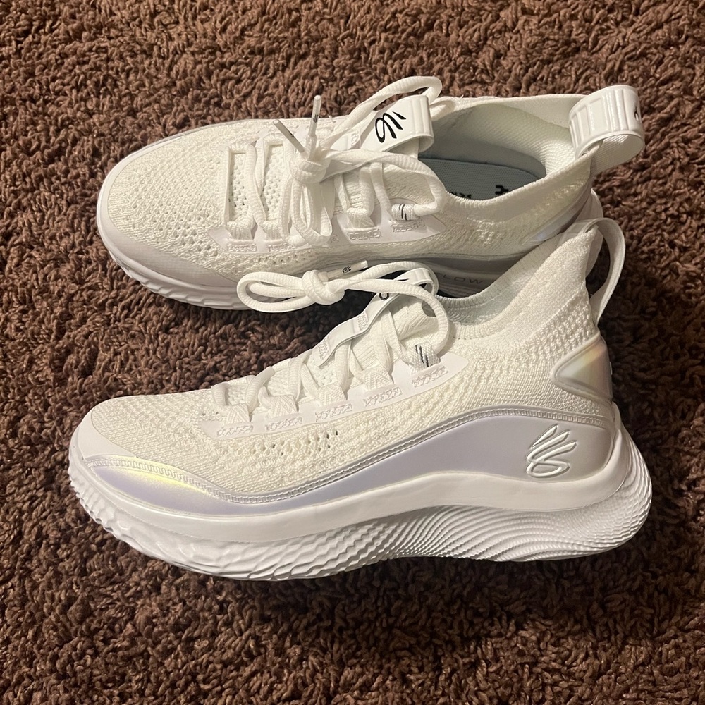 New Under Armour Steph Curry 8 Iridium Basketball Shoes GS 4Y Women's Size 5.5